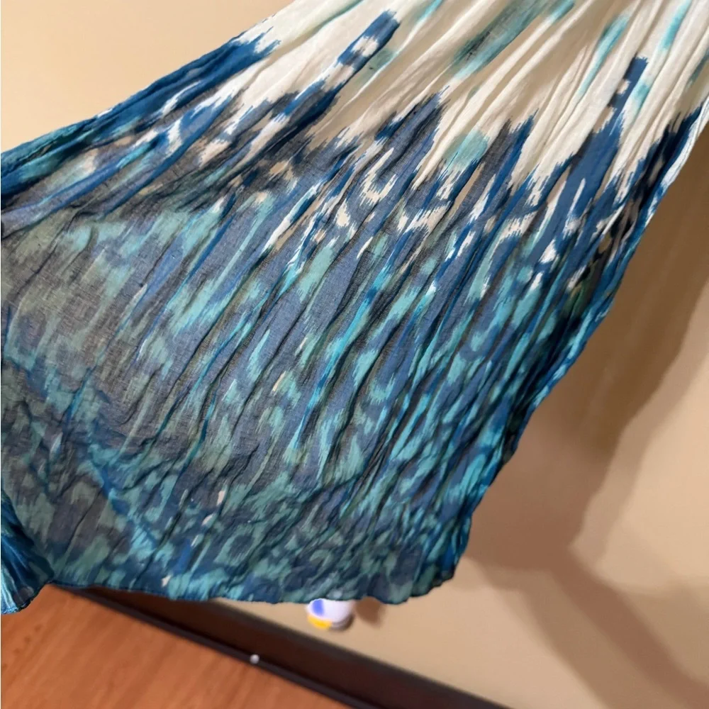 Blue and White Tie-Dye Scarf